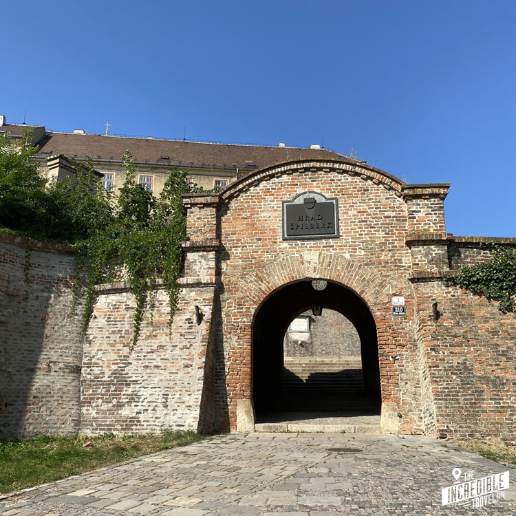 Tor und Mauer der Festung