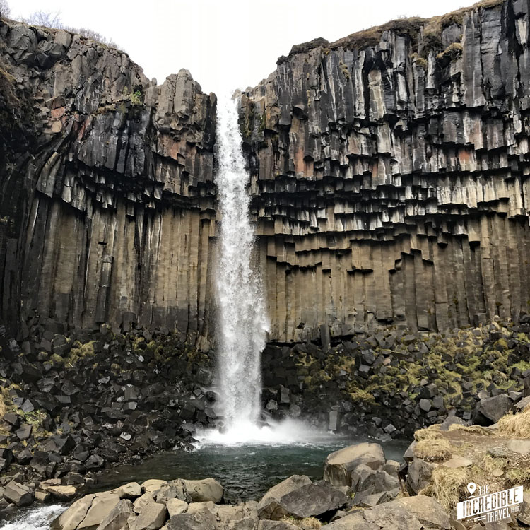 Schöne Basaltsäulen umrahmen den Svartifoss