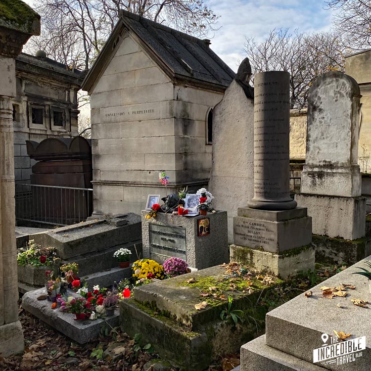 Grab von Jim Morrison auf dem Friedhof Père Lachaise in Paris