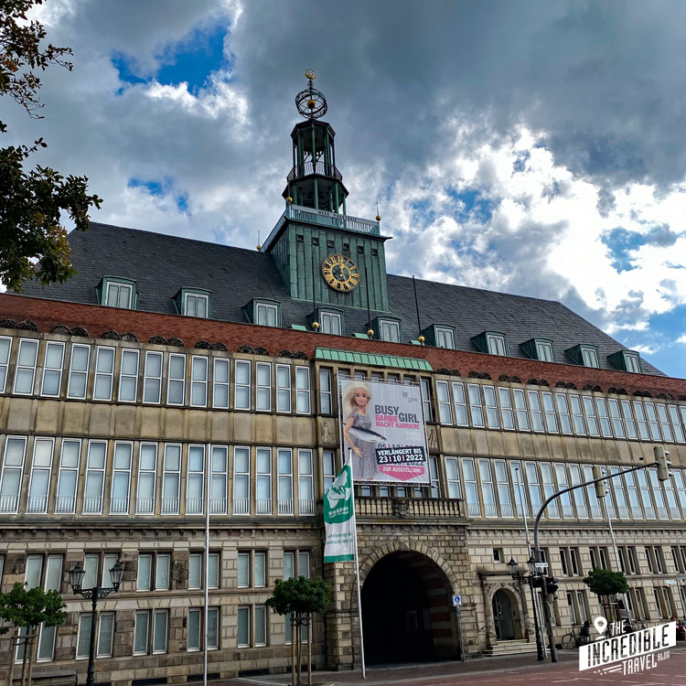 Rathaus Emden mit dem Ostfriesischen Landesmuseum