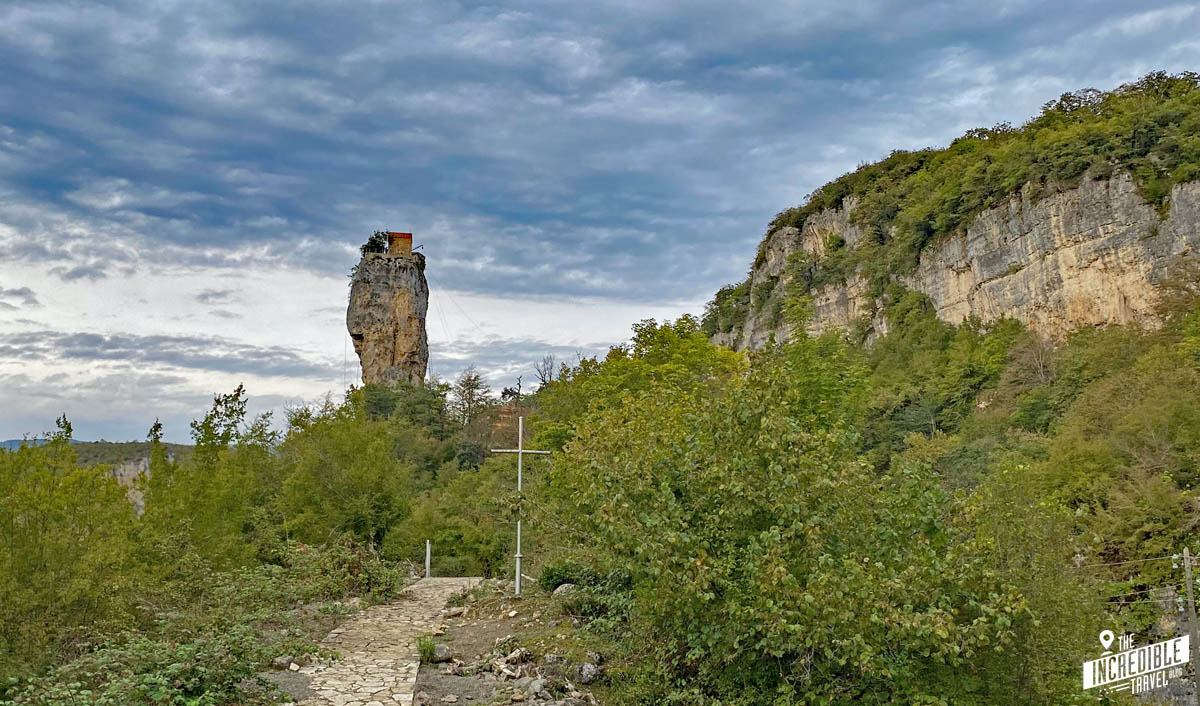 Das Kloster auf der Katskhi-Felssäule