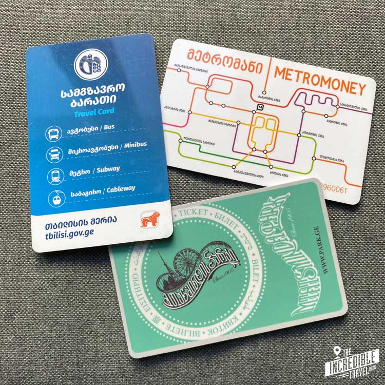 Drei verschiedene Metrokarten im Kreditkartenformat
