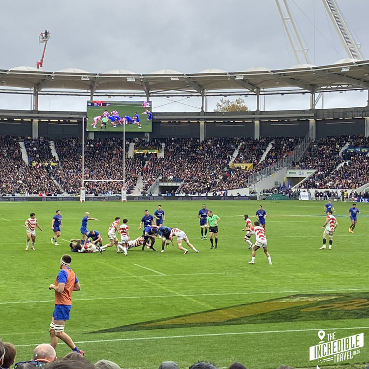 Spielszene aus dem Rugby-Spiel Frankreich - Japan