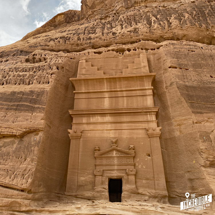 Fassade einer Grabstätte am Jabal AlBanat